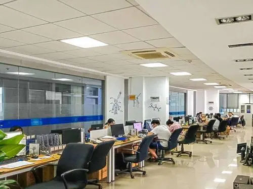 广汉利民井桥冲孔队公司